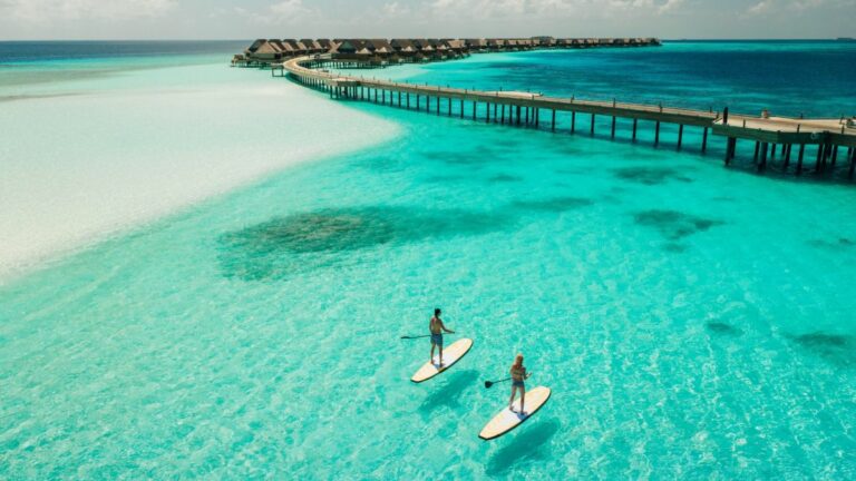 Le Salaire Moyen aux Maldives : Conseils Essentiels pour les Voyageurs et Expatriés